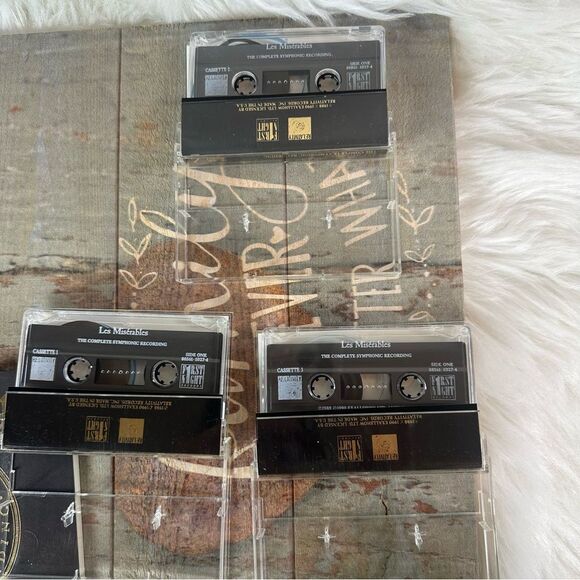 Les Misérables Complete Symphonic cassette s Set - Picture 2 of 3